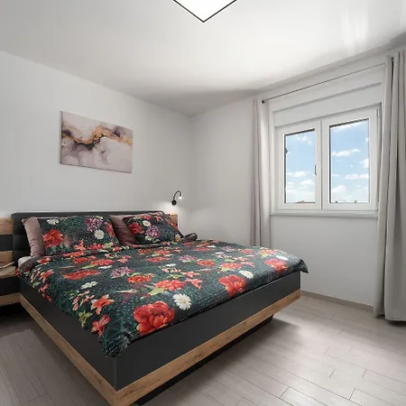 Beeindruckende Mit Sauna, Privatpool, Whirlpool, Panorama Meerblick Kastelir