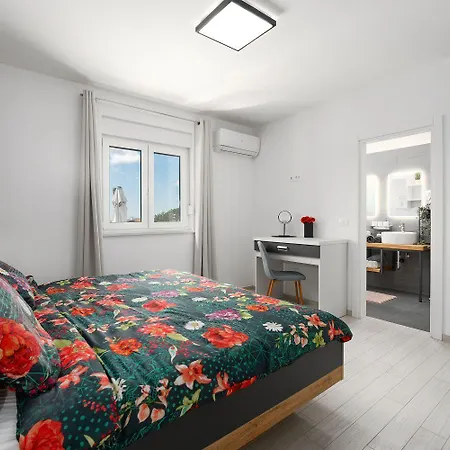 Prázdninový dům Beeindruckende Mit Sauna, Privatpool, Whirlpool, Panorama Meerblick *