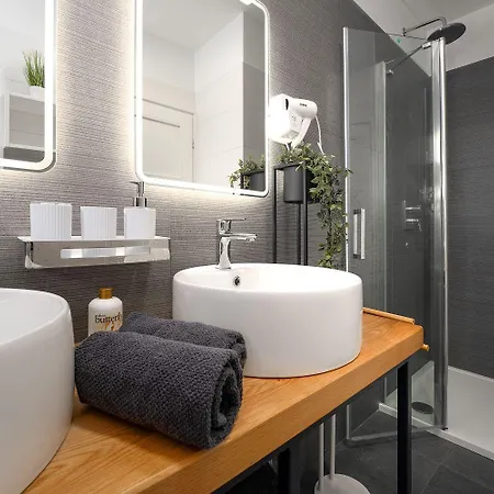 Beeindruckende Mit Sauna, Privatpool, Whirlpool, Panorama Meerblick Kastelir
